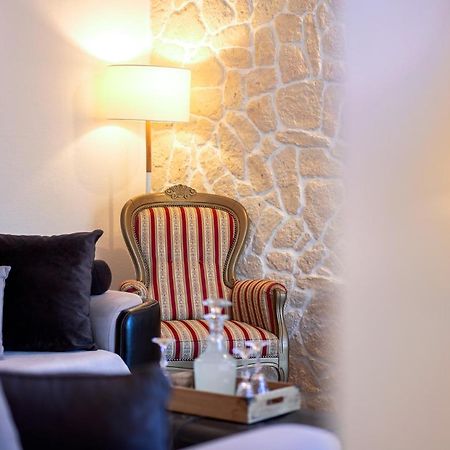 חוואר Villa Capitis In The Center- Luxury Apartment With Swimming Pool מראה חיצוני תמונה