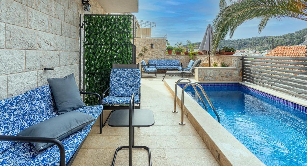 חוואר Villa Capitis In The Center- Luxury Apartment With Swimming Pool מראה חיצוני תמונה